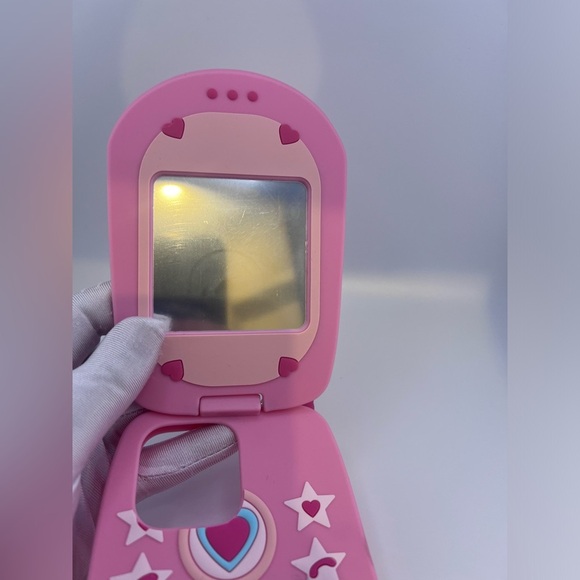 iPhone 16 Pro Max Case – Retro Flip Phone Design in Pink/Aesthetic & Super Cute - Picture 8 of 8